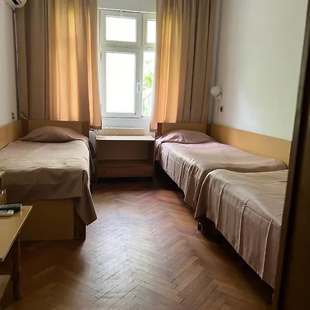 Briz 3 - Free Parking 2* Варна