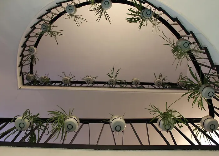 Briz 3 - Free Parking Хотел