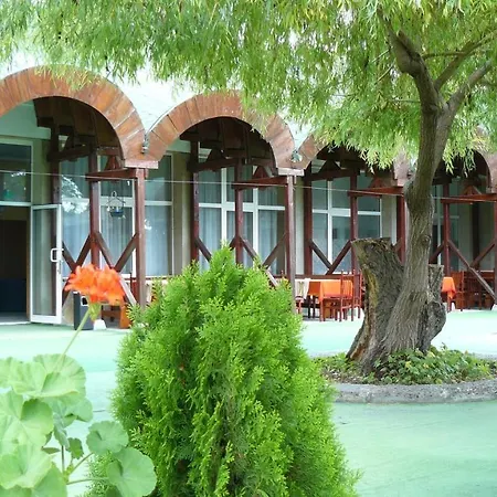 Hotel Briz 3 - Free Parking 2*