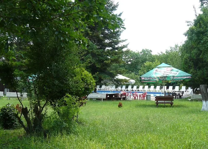 Otel Briz 3 - Free Parking 2*